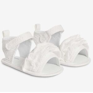 NEW Joe Fresh Baby Girls White Eyelet Ruffle Ruffle Sandals, Size 1